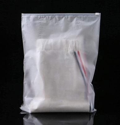 L'imballaggio di Matte Pe Plastic Frosted k insacca l'uso antipolvere dei bagagli